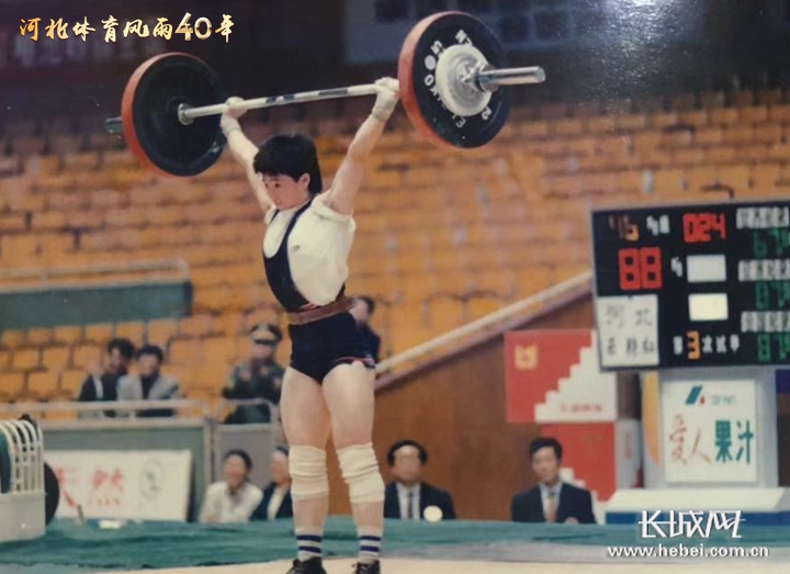 [���߹�
������ʮ��]���޺죺���������ҵ�ֿ�����һ���ʵ�������·�ϡ�