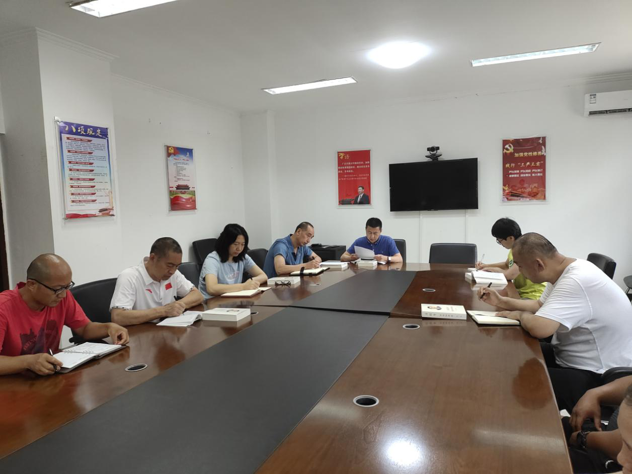 ˤȭ�������ٿ������ڡ������������顱