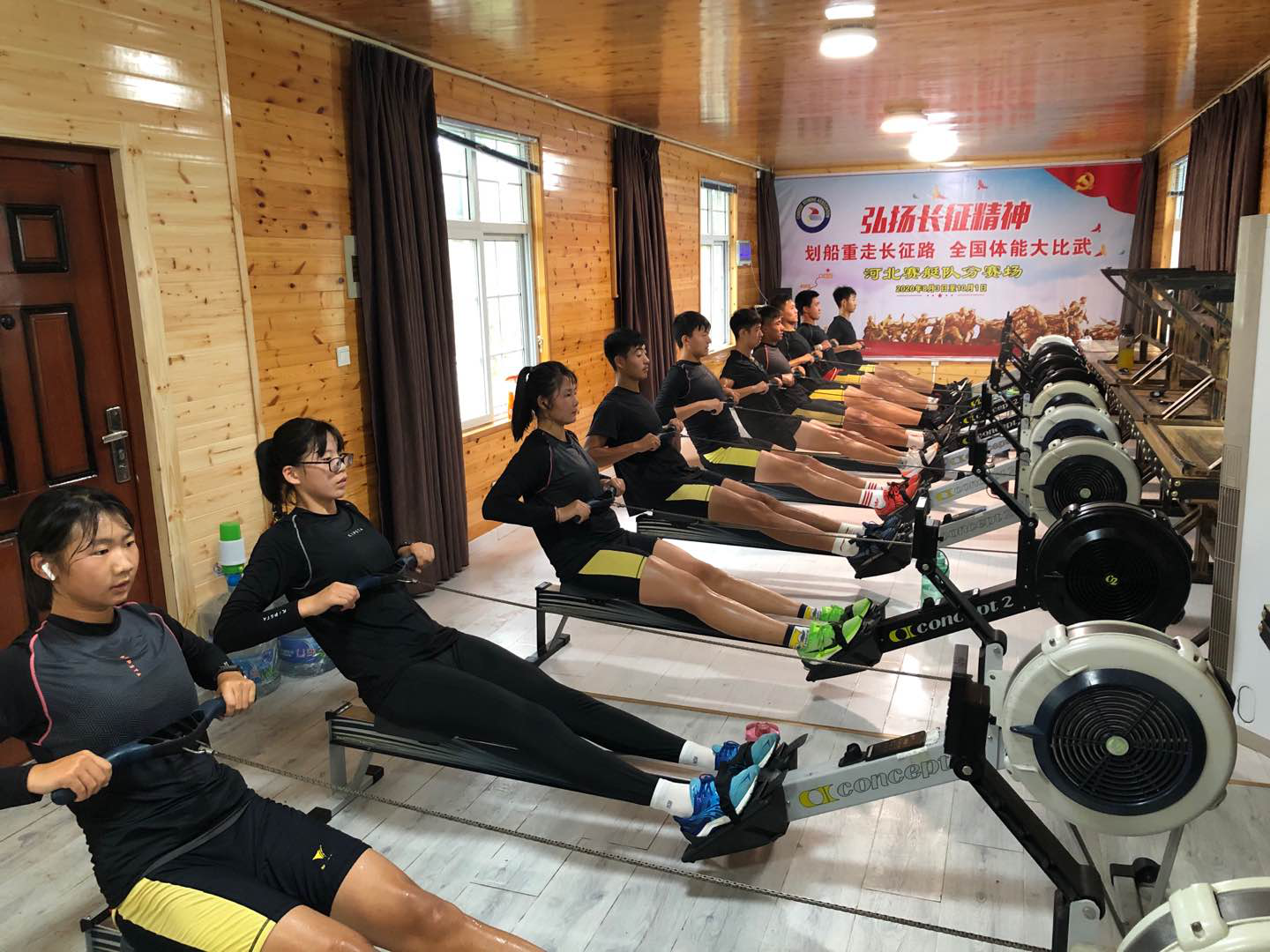 �䳤����׷�㼣�������ܣ������� �������������߳���·��֮��Ѫս�潭�� ����Ƕ���