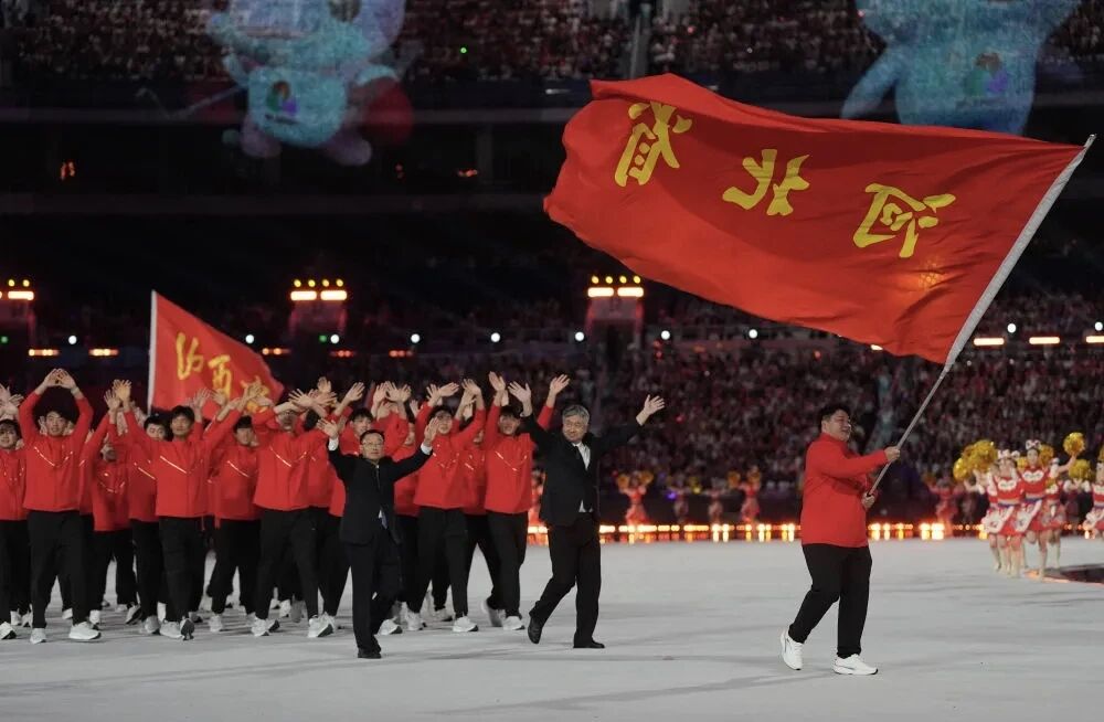 ��ʮ���ȫ�˻�ʢ��Ļ���ӱ����������࣬����毵������֣�