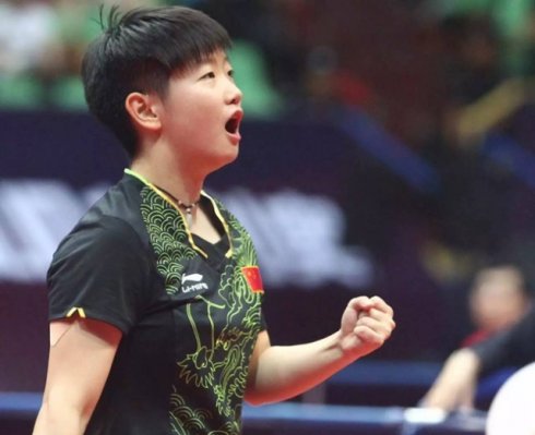 ��ӱɯ���й�ƹ���򹫿���Ů���Ǿ�