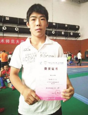 ��ʡ��Ů������Ҷӳ�������ˤ��ϵ����