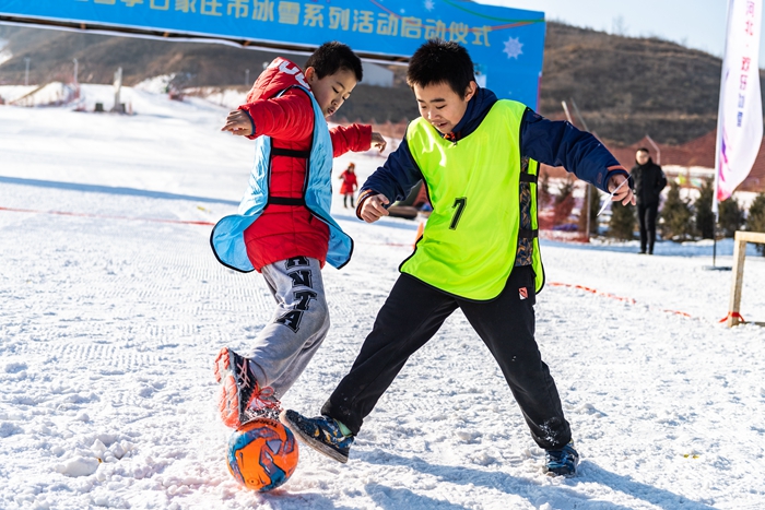 ѩ������ ���־���