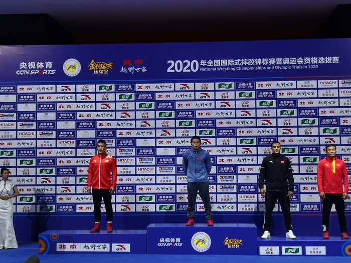 ȫ������ʽˤ�ӽ�������ʡ��1��4��