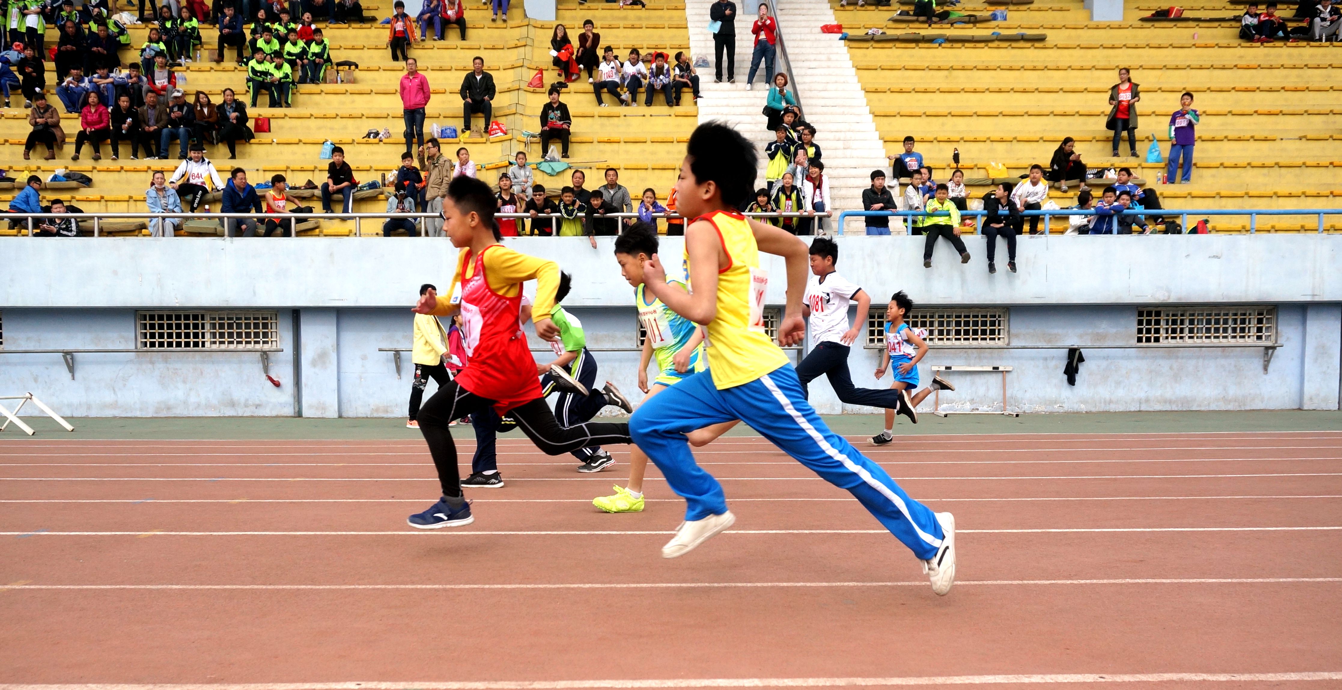 �����д�̨��������������ںϡ�ʵ�֡��廯������ ��̨����������ں���ɫҵѵ����