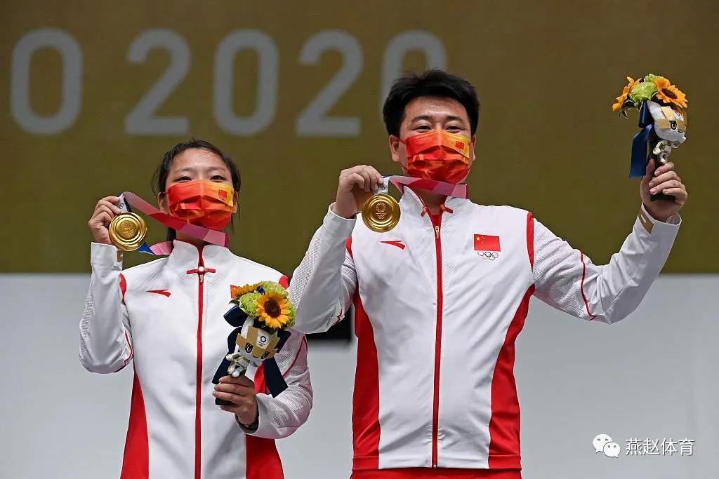 �ӱ��ڶ�����ΰ�����ժ��10������ǹ���������ƣ�