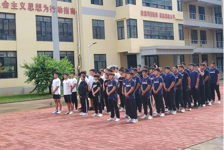 ˤȭ�����ľ��С�ӭ��һ �ж��� �����ġ�����