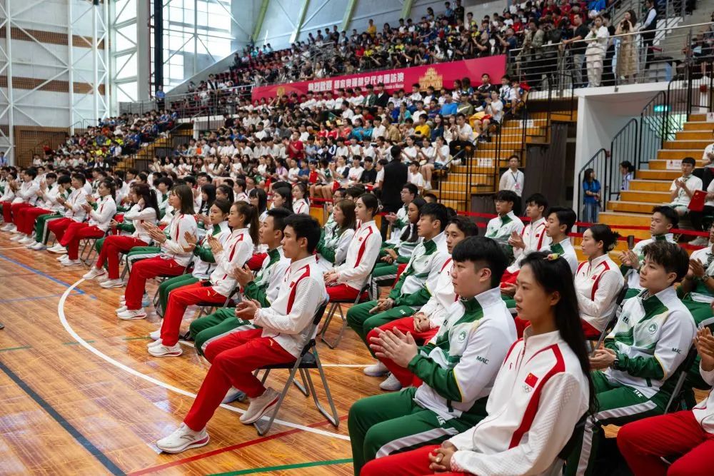 ��������������ӡ����ڵذ��˽�������Ի�����������