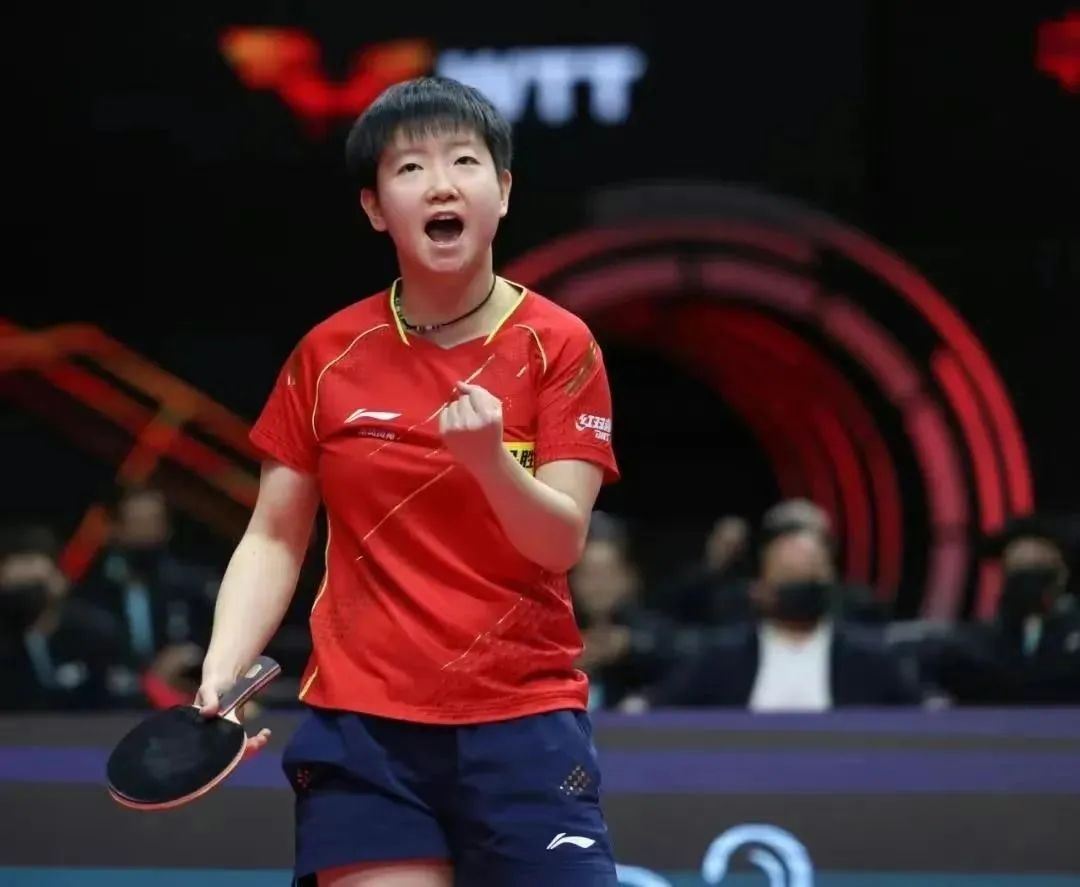 ��ף�л����񹲺͹�����75�����ر𱨵� | ���߹�
��ҵ��չȡ����ͻ�� Ϊ��������ǿ�������¹�