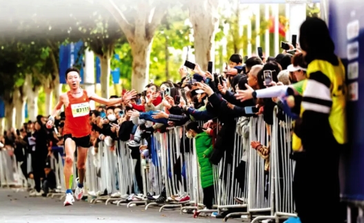 ���¾��ÿ��ӱ� | �ȷ���������ȫ���Ը���������Ӱ�������ƶ���ҵ̬�ںϷ�չ