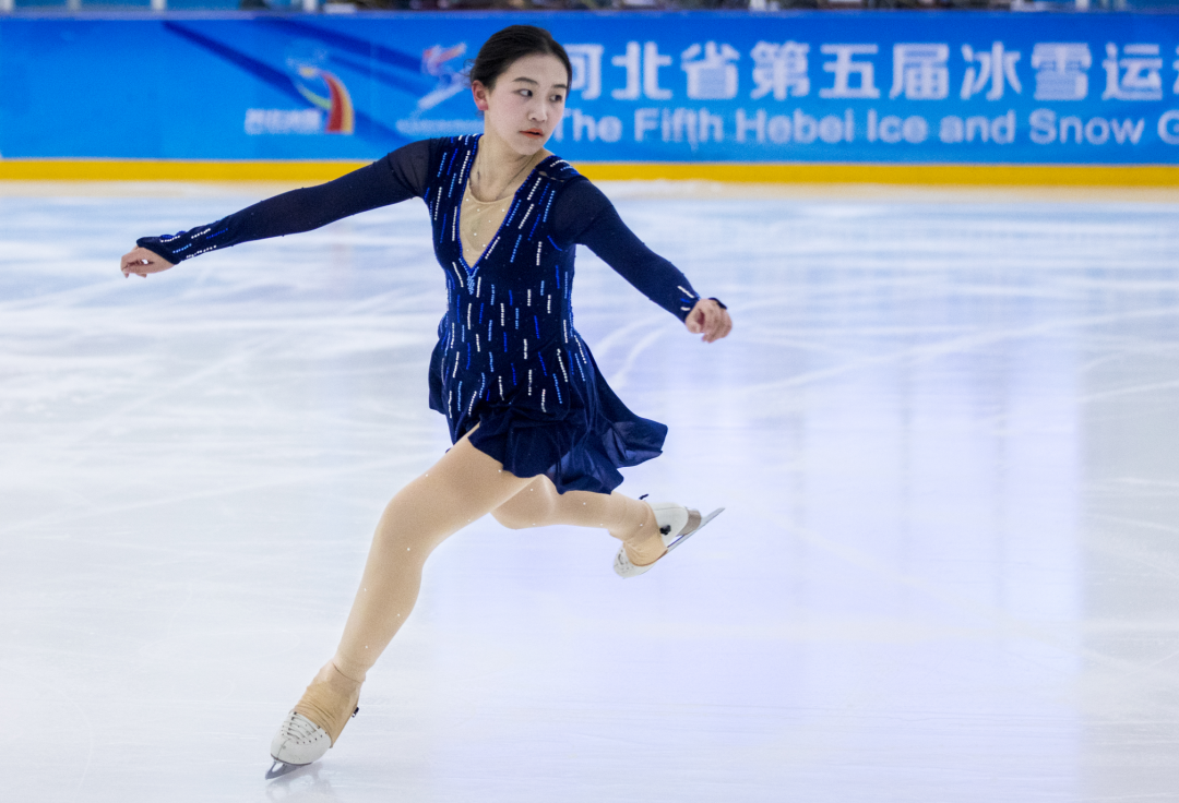 ����� | �ӱ�ʡ������ѩ�˶��Ứ��������...