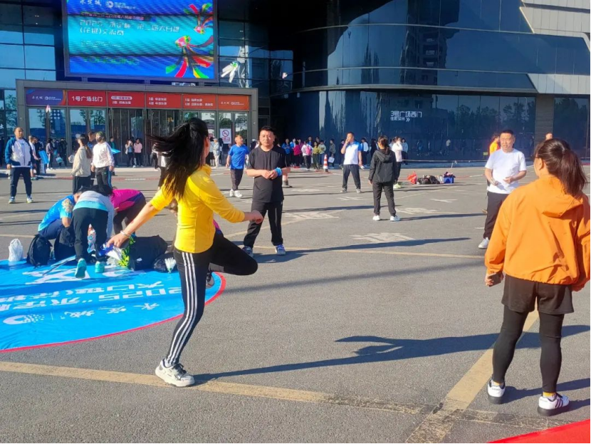 ���¾��ÿ��ӱ� | ����һ���ڡ����߹�
�����˷��� ���¾����ܳ������ٶȡ�