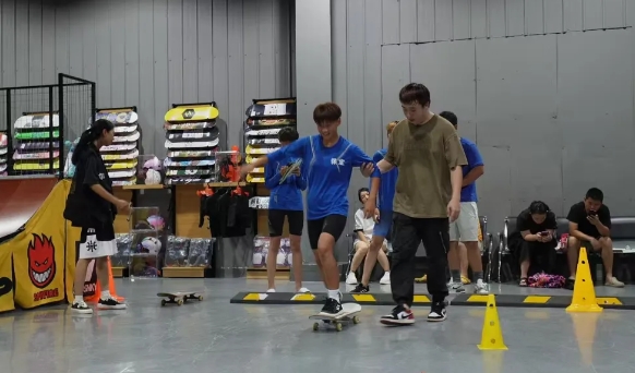 ߹
Ѽ | 2025죩ӱʡ߹
Ѽ߹
ġר˶껪ھ֮