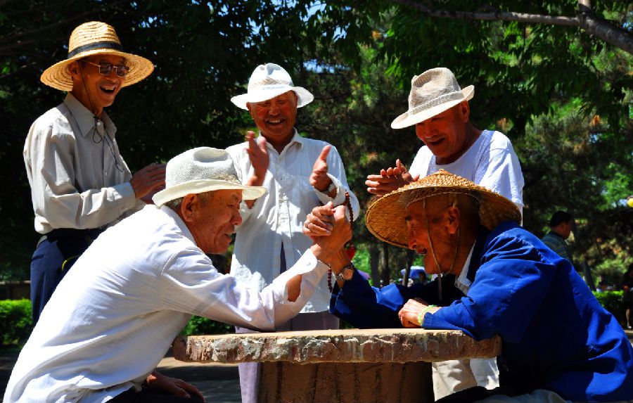 《晚年健身》 杨红 13591648970.png