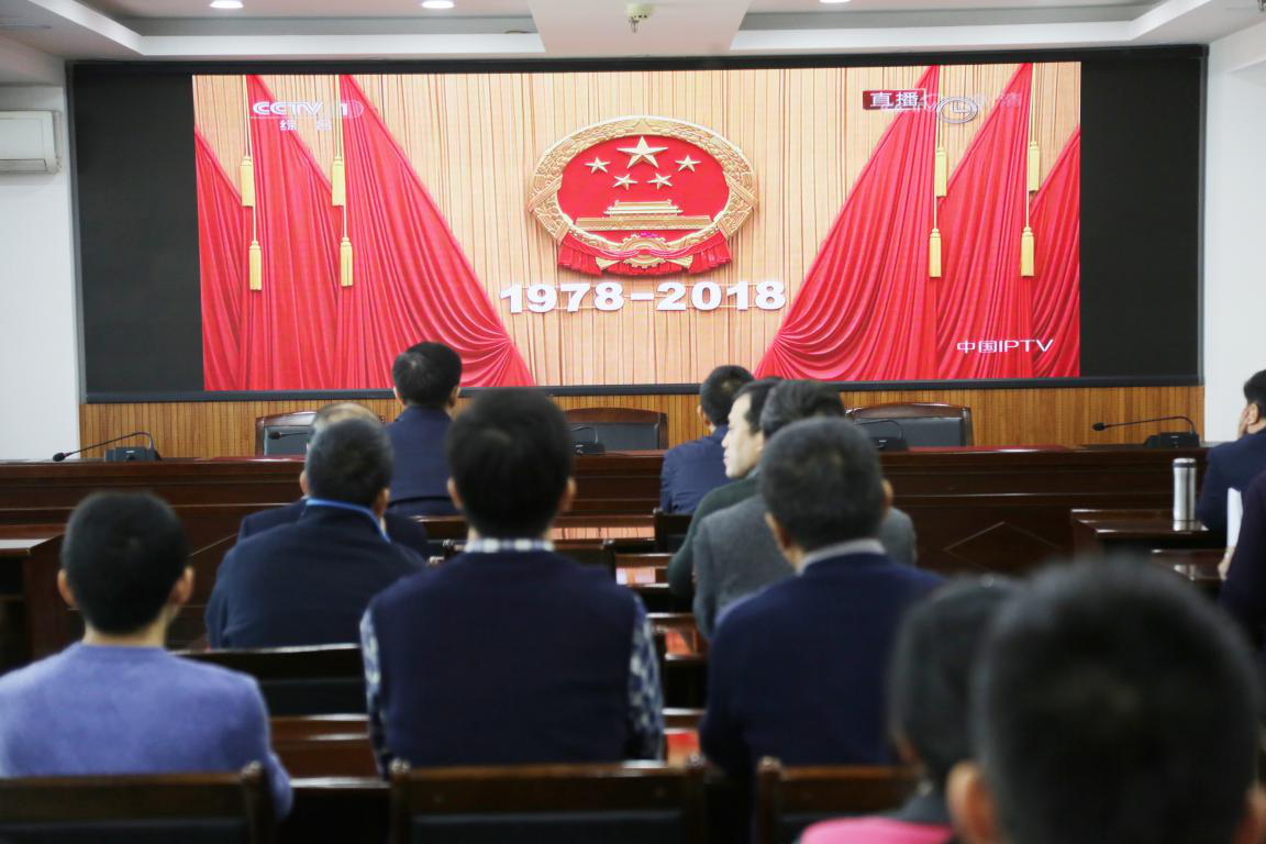 ׳����ʮ�� �ĸ���δ���������߹�
��֯�տ���ף�ĸ￪��40����