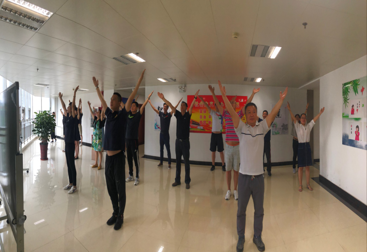 ���������٣���Ч�������������߹�
�����˶��������Ŀ�չ����ٻ