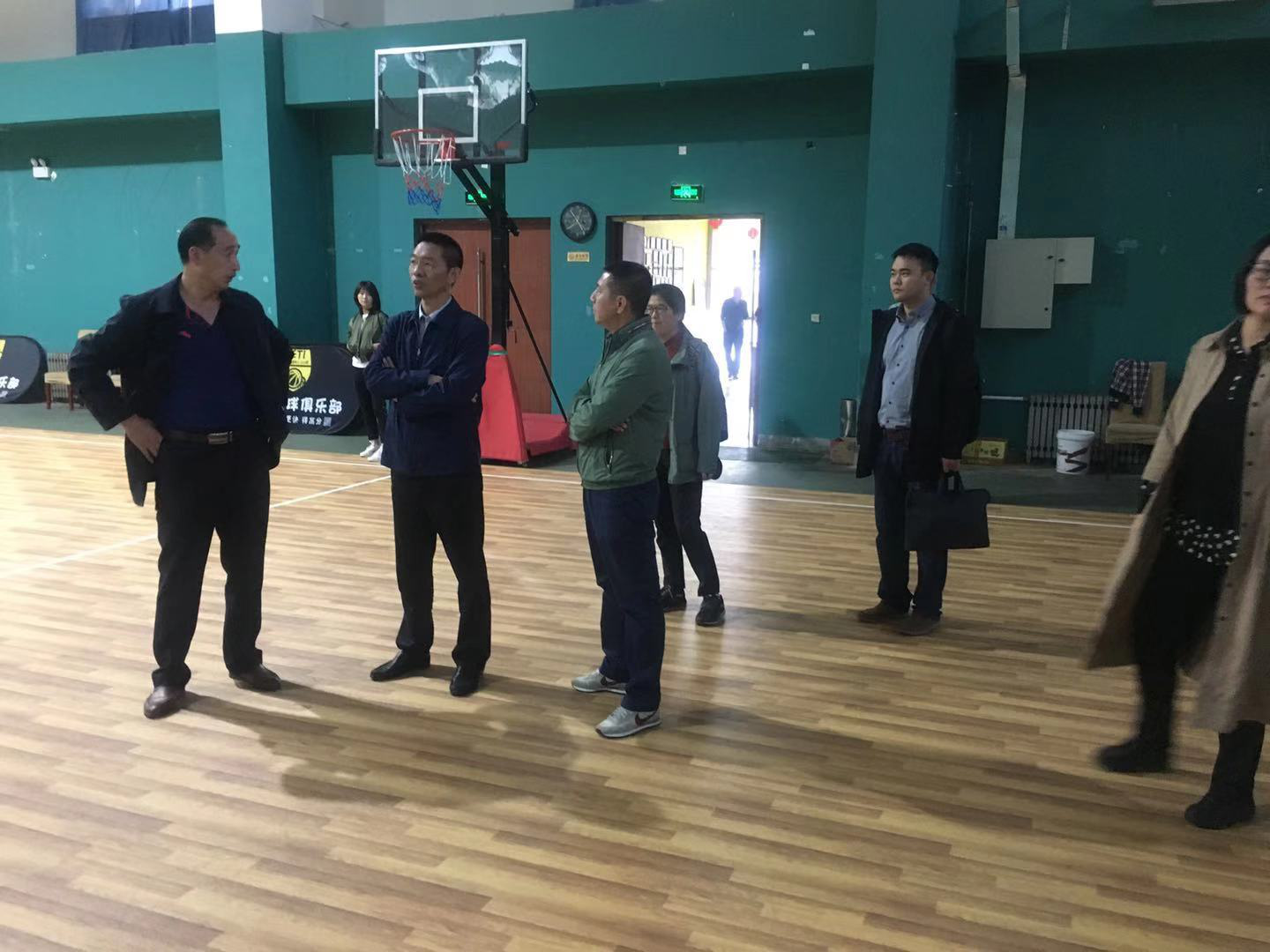 ���߹�
���ֳ���浽ˤȭ�����ĵ��а��˱�ս����