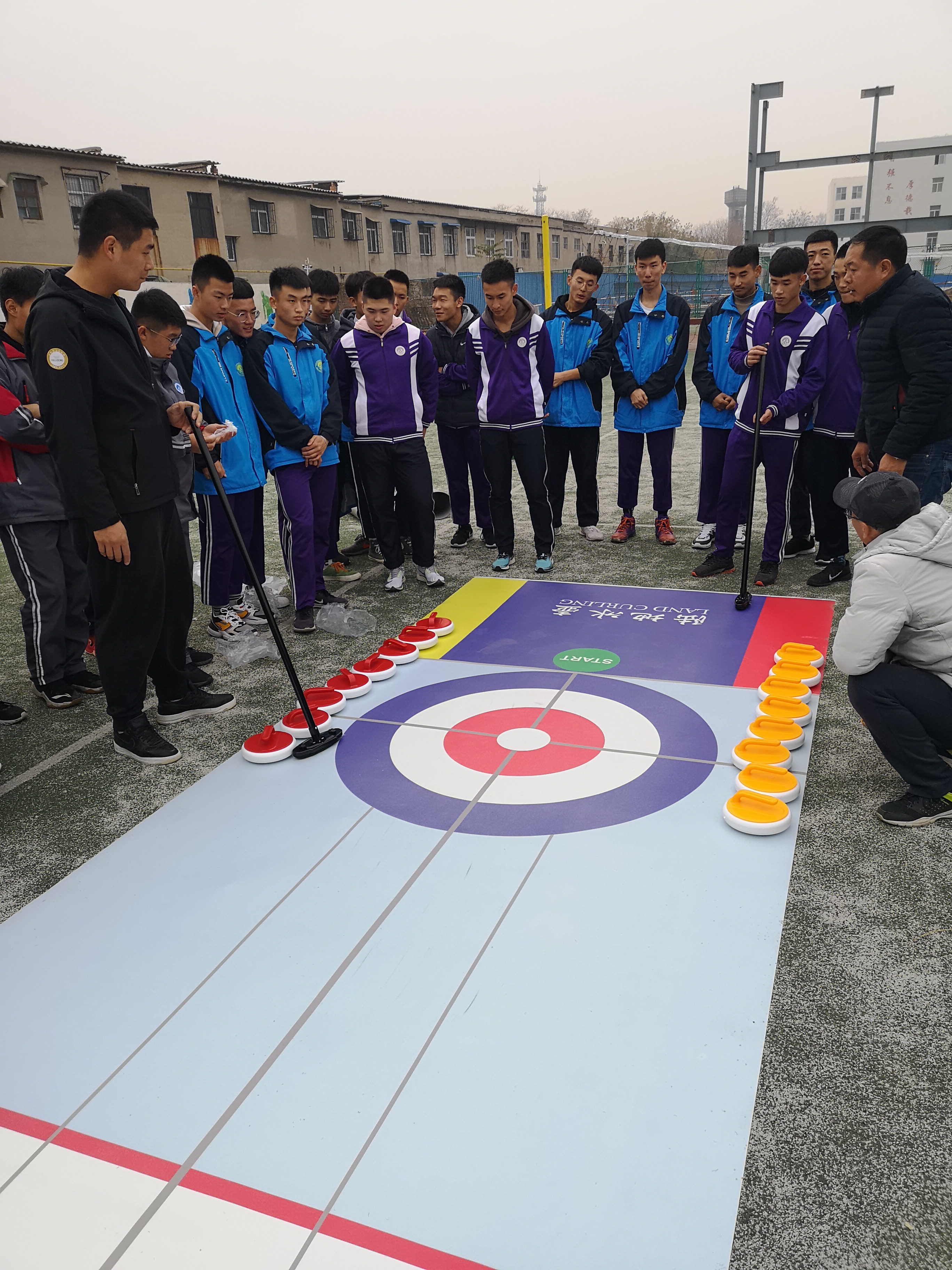 ɳ������֯��ѩ�˶���У԰�