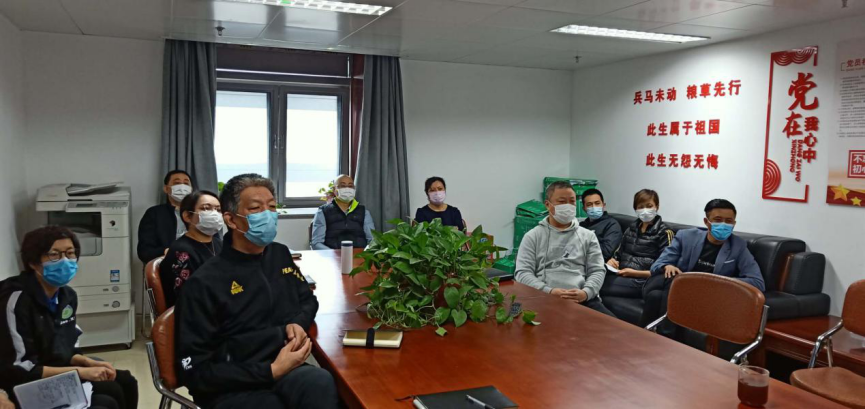 �������ĵ���֧��չ�¾�����Ӣ�۹�Ӱ�