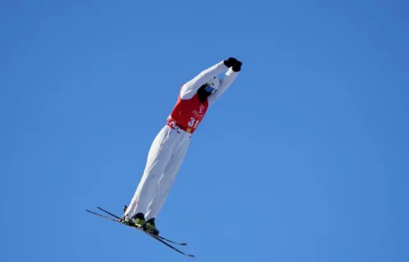 ������������ʽ��ѩ���м���ͭ��