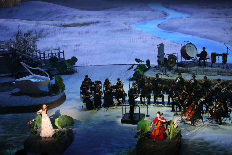 ����ʽ�����������ɻ��������롷�ڰ��߹�
����ӳ�ݳ�