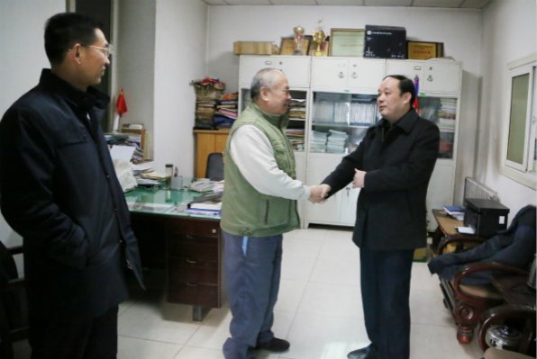 ���߹�
�쵼��ʡ������Эο�ʵ���