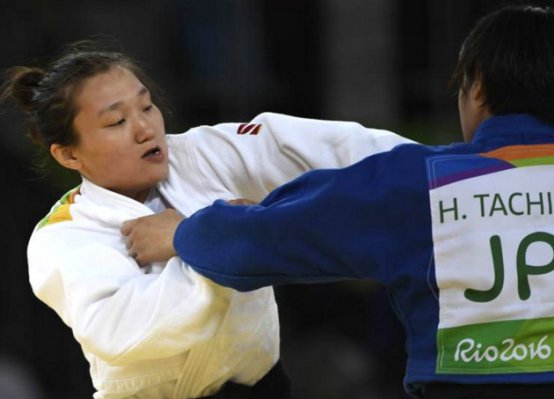 ���Ů��70���Ｖ�ܳ����ֳ���