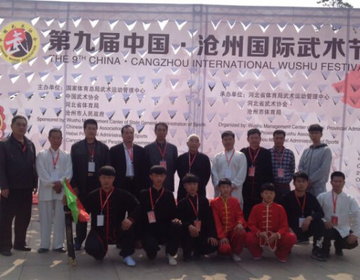 �İ������������ݹ���������