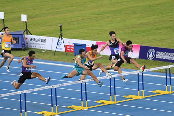 <b>��˶�ջ�400��������</b>