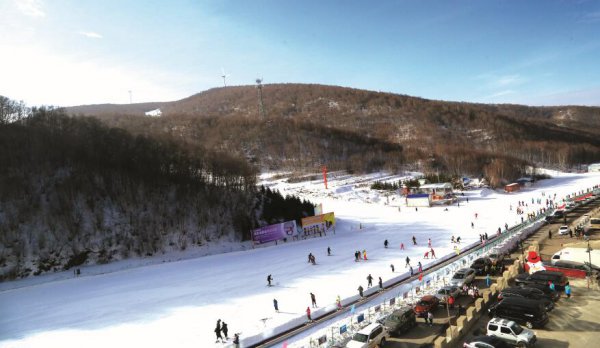 ��ʡ�ƶ���ѩ������ҵ���ٷ�չ