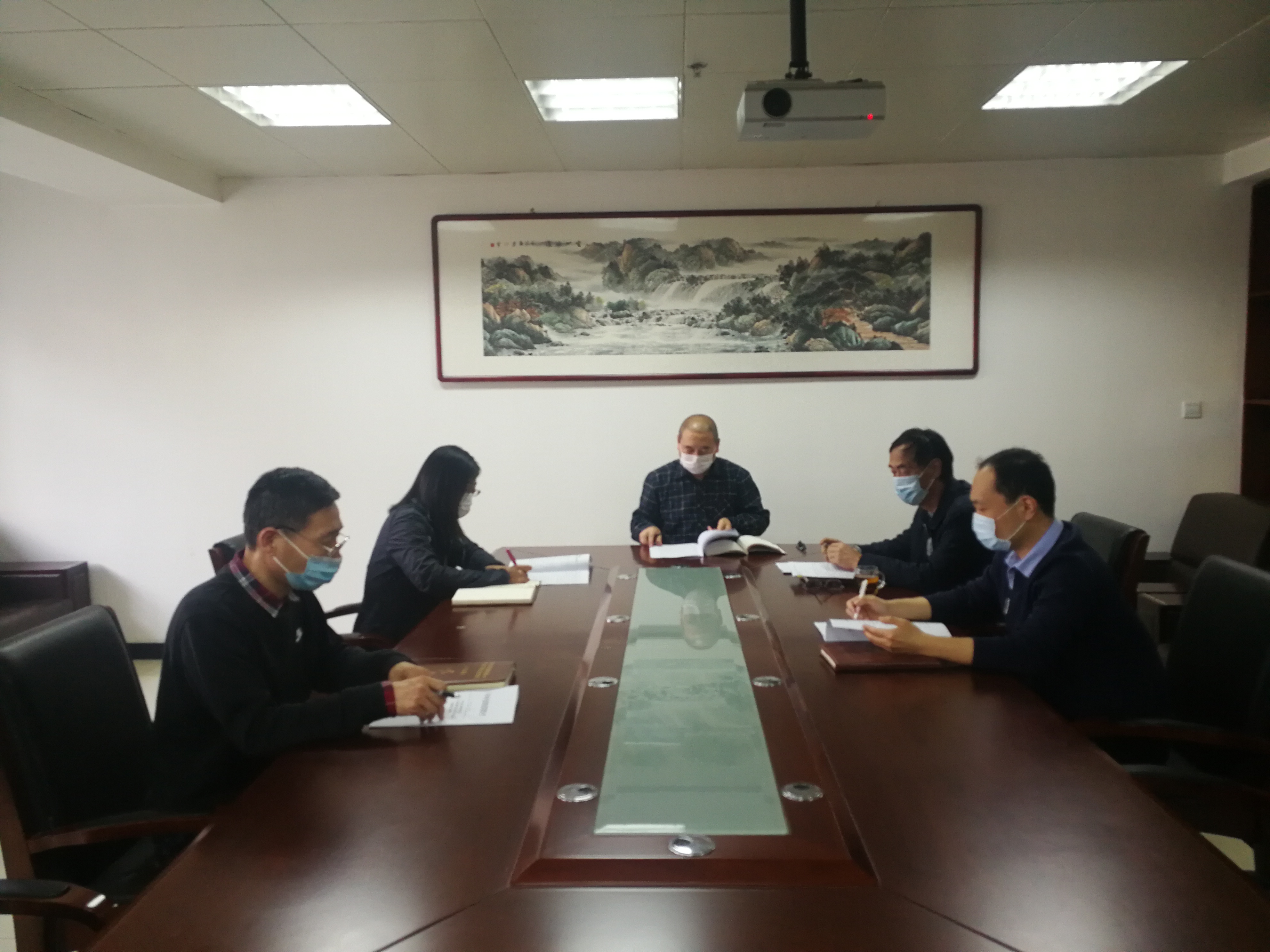 ���߹�
�˶�����ѧУ��ί����ѧϰ��������֯ѧϰ