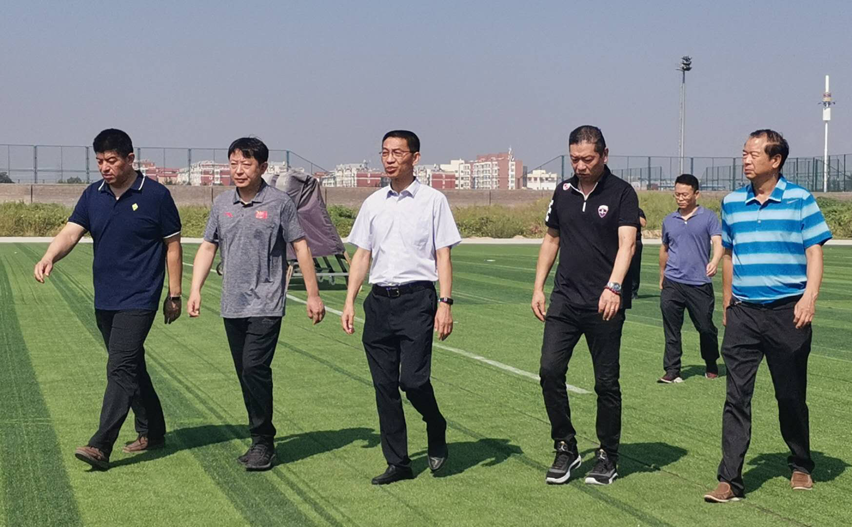 ���߹�
���ֳ���渰���������ĵ���