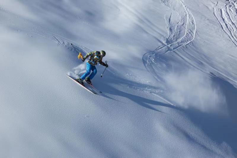 ��ƴ�����껪��MV����