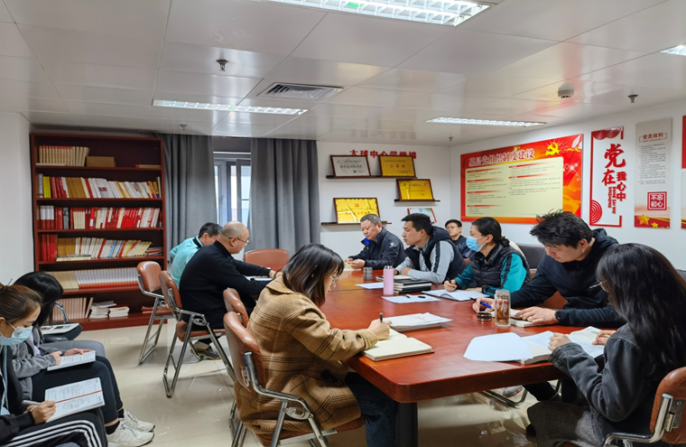 ���߹�
�����˶������ٿ�ר����鴫��ѧϰʡ�幤���ȫ������ε�ר����龫��