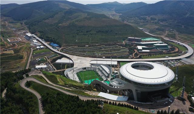 �ӡ���ѩ���ˡ�����Ϊ���ļ�ȫ��ѡ�֡� �żҿڶ��³��ݽ��ļ�����