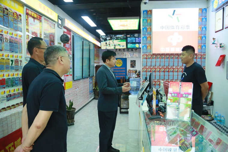 ���븰ʡ������Ŀ�չ����