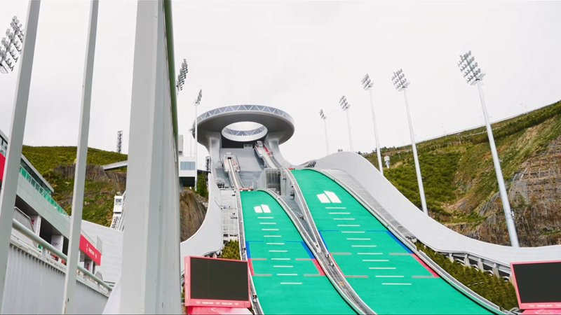 ���ֳ��������򿨡��˶�������·�ƽ顪���żҿ�վ