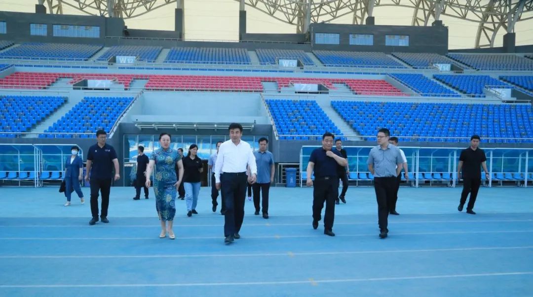 �����ں�ˮ�е���