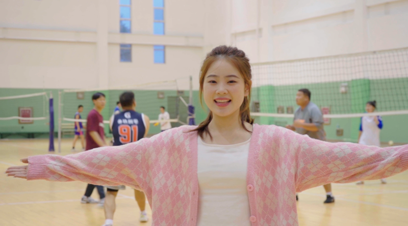 �����˶����ġ�����ǽ���߶���ʵѵ���������.....���������й��ĸ���ȥ���߹�
ѧԺ��Щ����תת��~