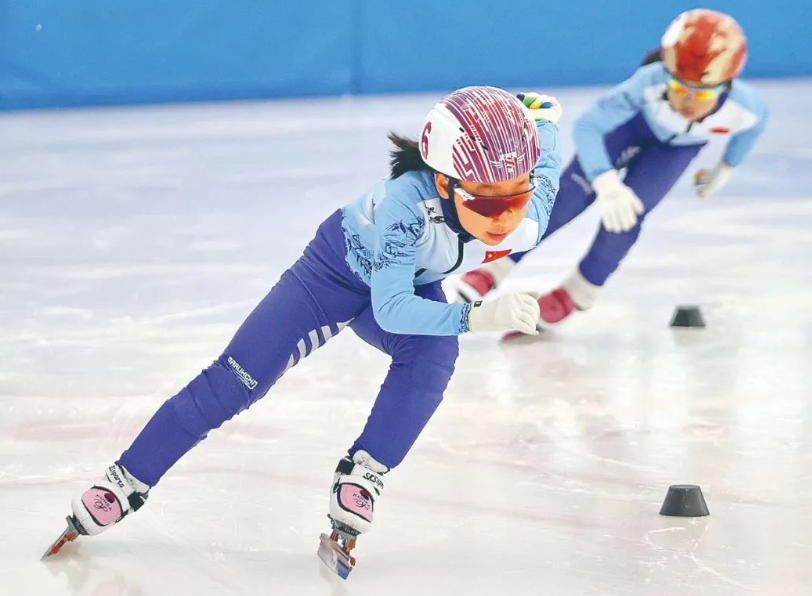 �����۳�������Ƭ������������Эͬ��չ����������