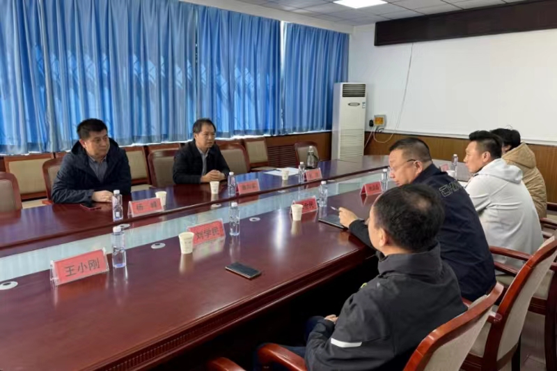 ���߹�
�ƽ̴�����ʡ�˻ᷴ�˷ܼ���سﱸ����