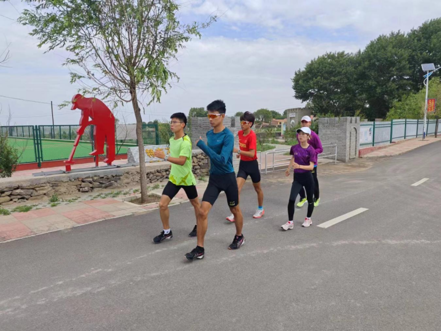 �ز�����ӭ����֧פѵ����