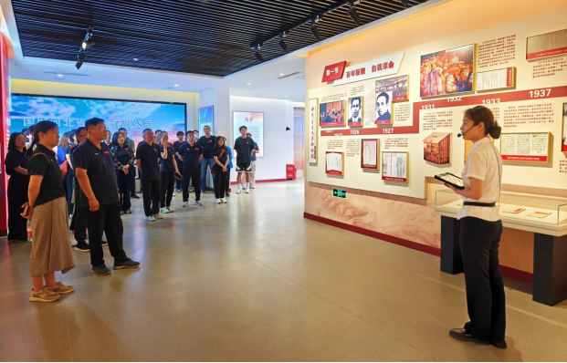 ������������ӱ����������������ؿ�չ���⵳�ջ