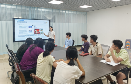 �ﾶ���Ŀ�չ���˷ܼ���չ����ϵ���ж�