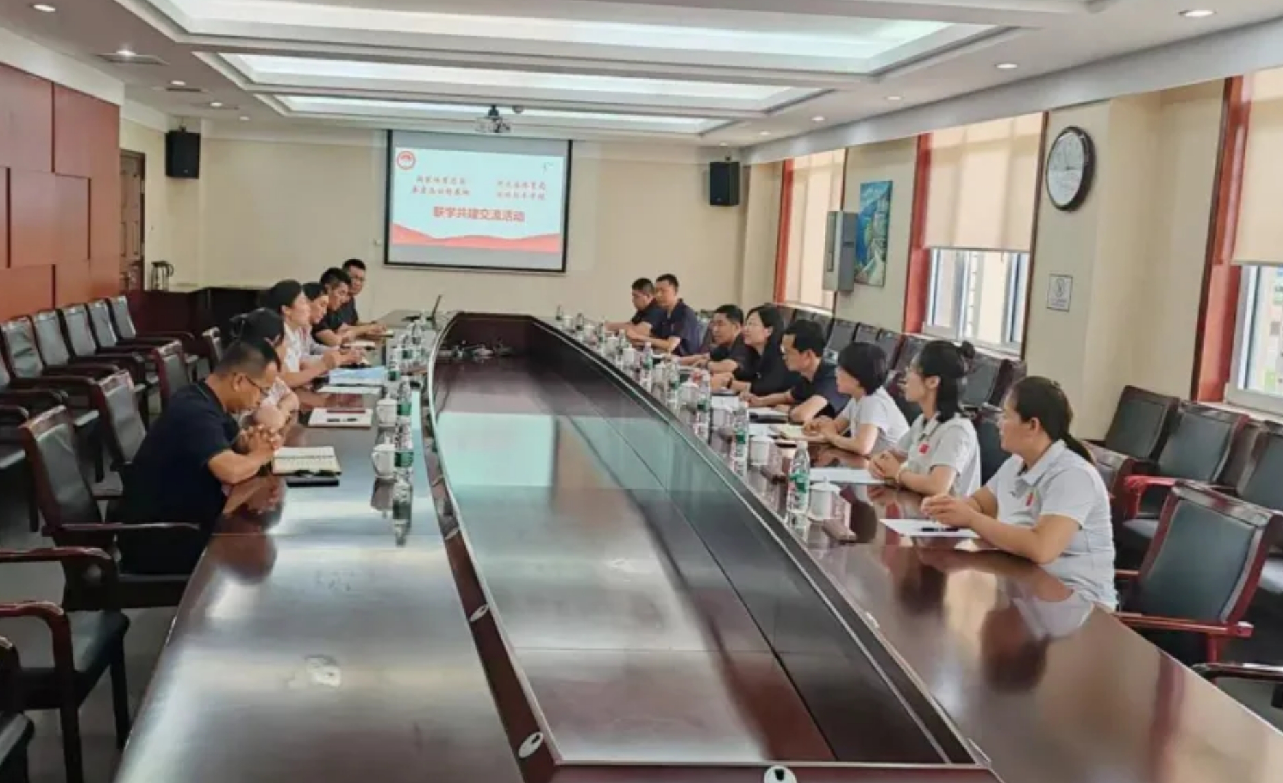 �˶�����ѧУ�����������ܾ��ػʵ����ؿ�չ���������