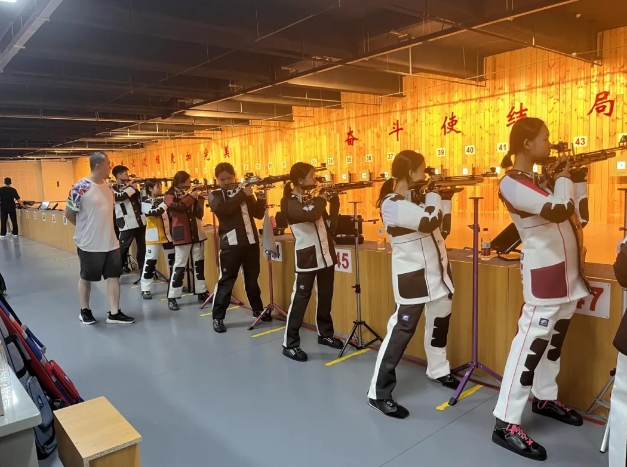 �ӱ�ʡ���������������ǹ��Ŀ������ѵ��ӪԲ������