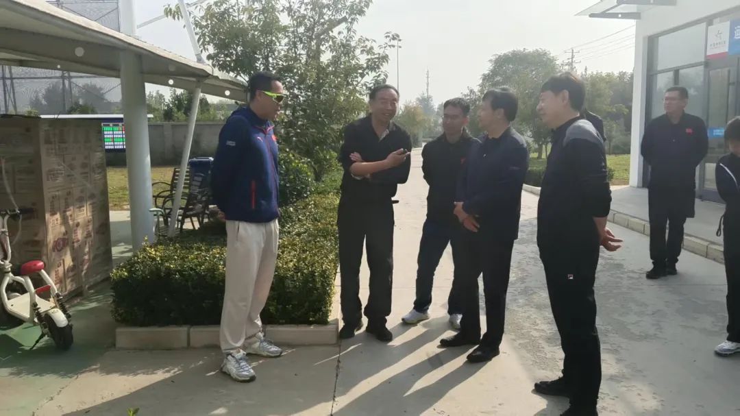 ���߹�
���崦һ�и����������ĵ���