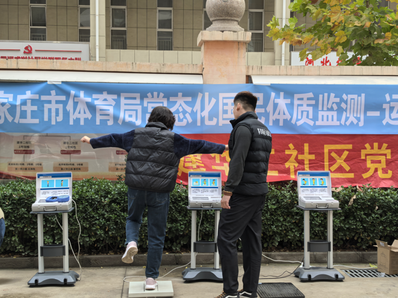 �������ʼ������� Ϊ���񿪾�ר�����˶�������