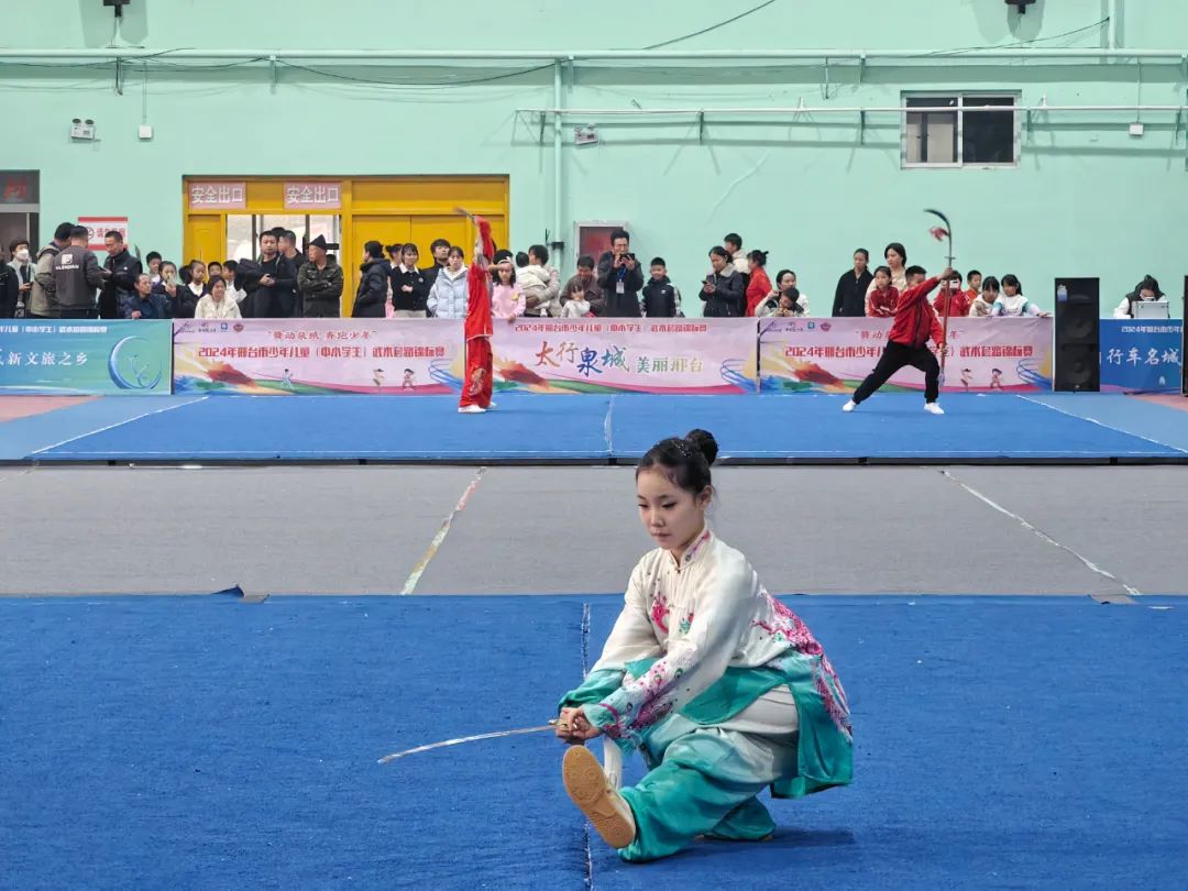 ��̨�������ͯ����Сѧ����������·�������ɹ��ٰ�