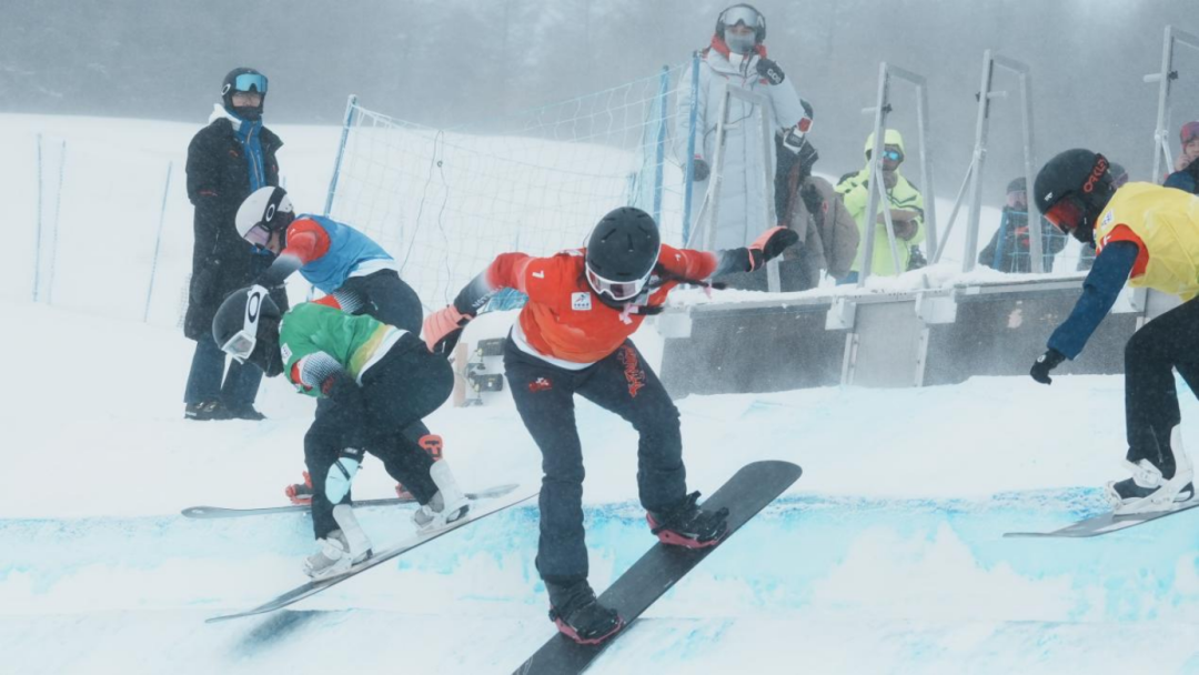 2024-2025����ȫ�����廬ѩ�ϰ�׷��ھ���������Ŀ˳������